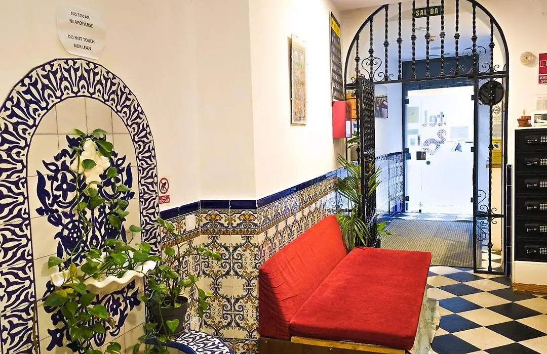Hostel A2C (Adults Only)-1